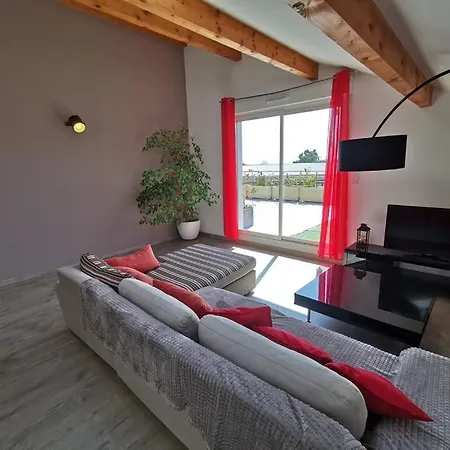 Biguglia- Tres Bel - Toit Terrasse - Pour 4 Personnes- Bia-tor2-61 公寓 *